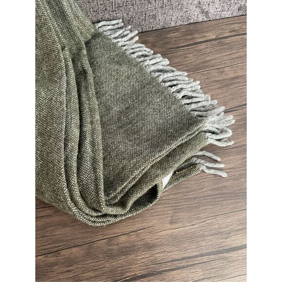 Faribault Woolen Mill Co. 100% Virgin Wool Throw Blanket Fringe Stadium - Picture 4 of 6